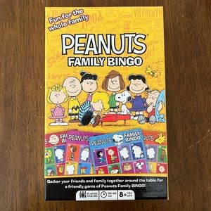 NWOT PEANUTS FAMILY BINGO